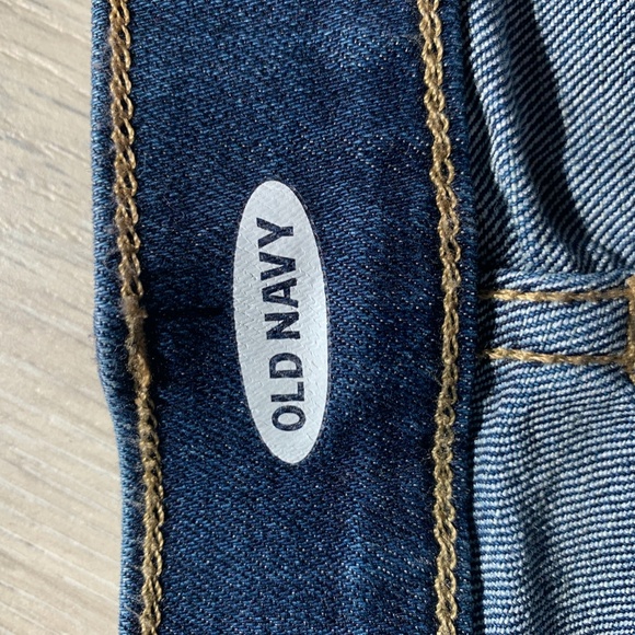 Old Navy Bermuda Shorts - Size 16 - Picture 2 of 2